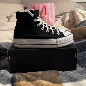 Black platform converse
